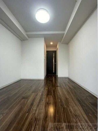 コンフォリア江坂広芝町の物件内観写真